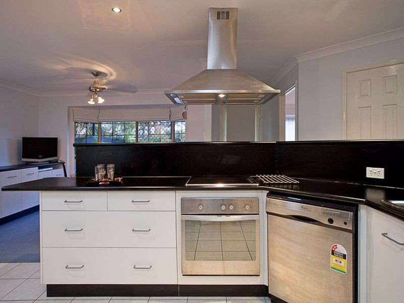 22 Tea Tree Court, Victoria Point QLD 4165