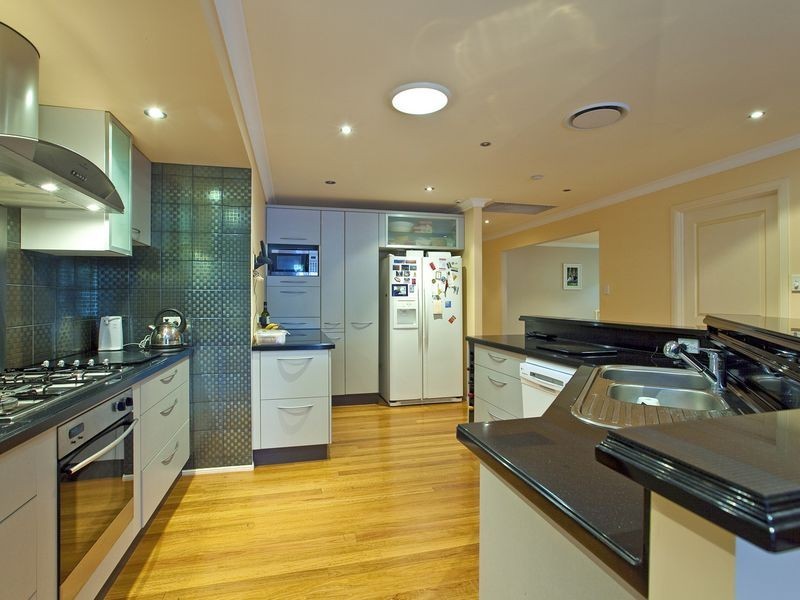 22 Warner Street, Wellington Point QLD 4160