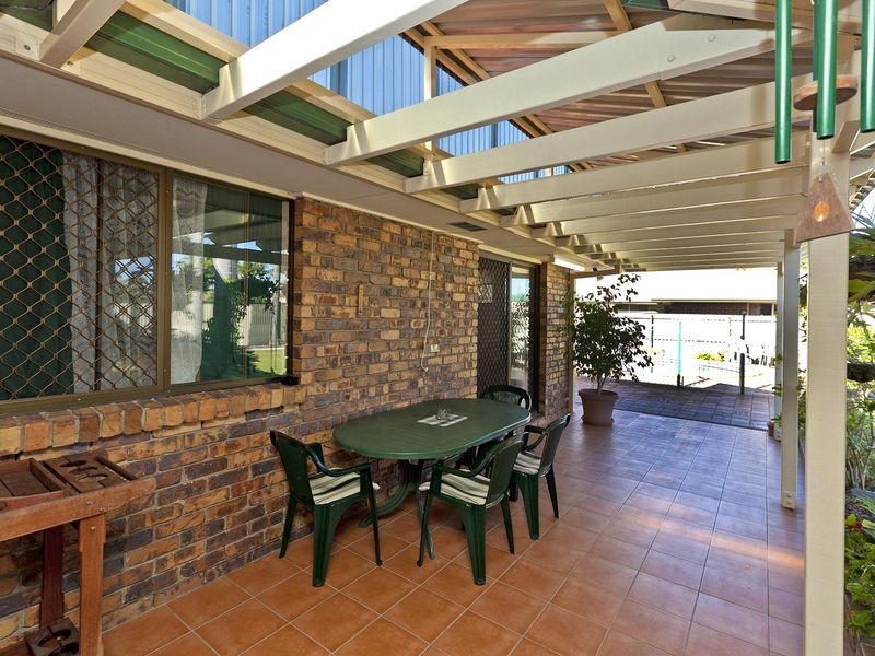 22 Oak Street, Victoria Point QLD 4165