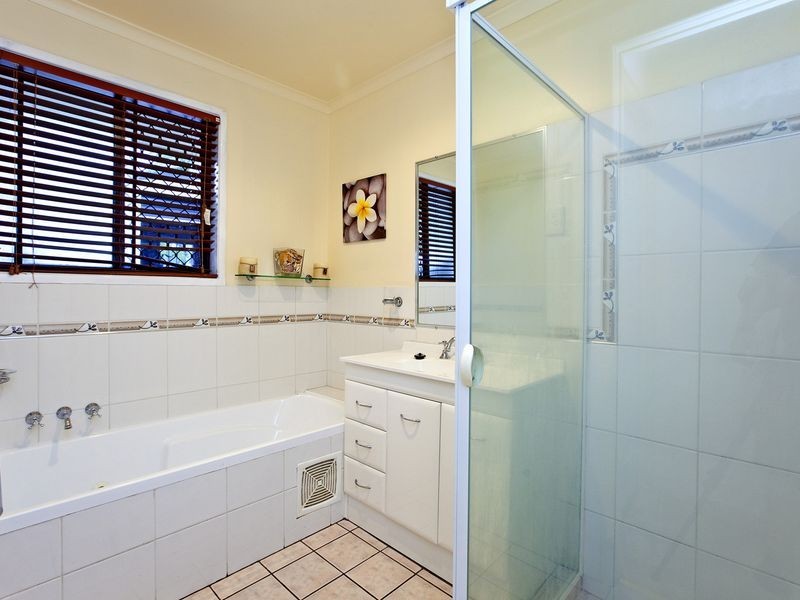 11 Sycamore Parade, Victoria Point QLD 4165