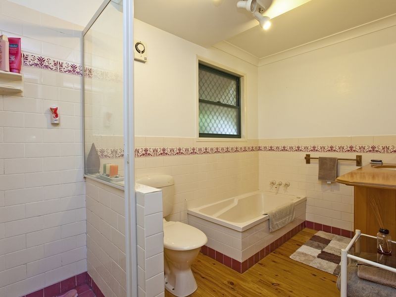 121 Cane Street, Redland Bay QLD 4165