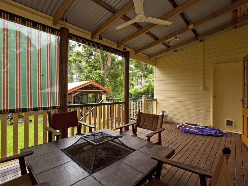 121 Cane Street, Redland Bay QLD 4165