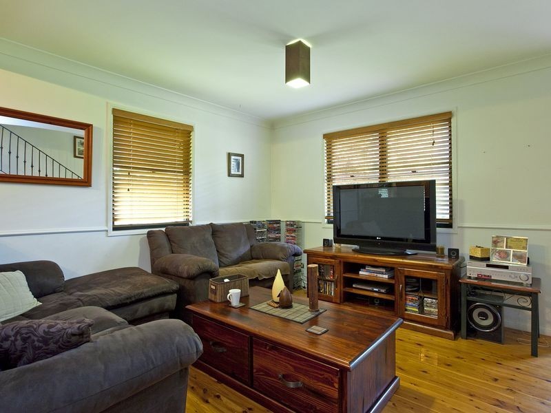 121 Cane Street, Redland Bay QLD 4165