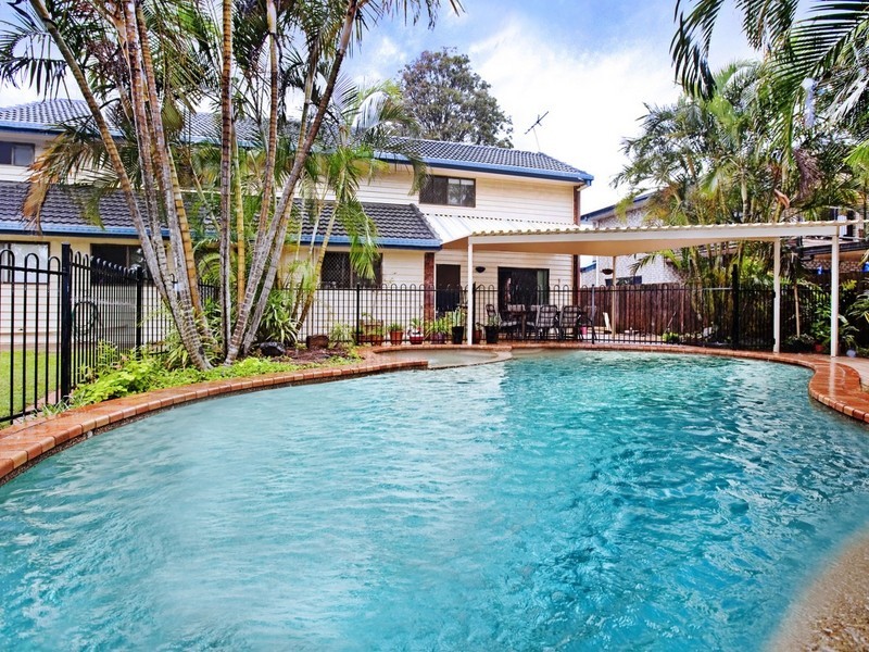 5 Macadamia St, Victoria Point QLD 4165