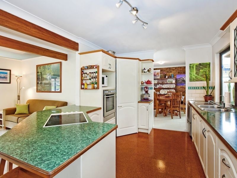 5 Macadamia St, Victoria Point QLD 4165