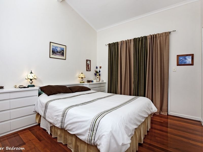 5 Macadamia St, Victoria Point QLD 4165