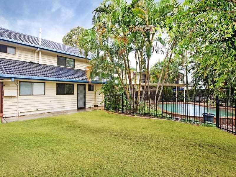 5 Macadamia St, Victoria Point QLD 4165