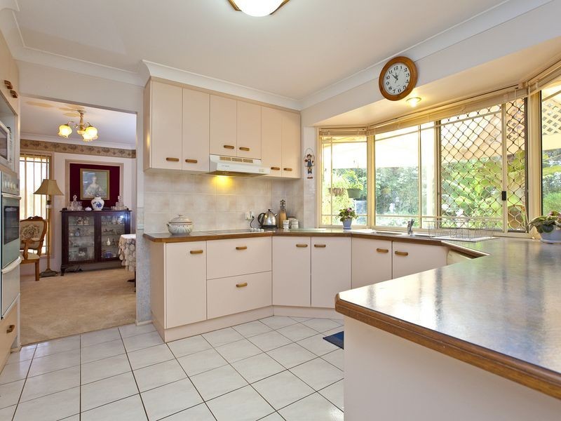 82 Pitt Street, Redland Bay QLD 4165