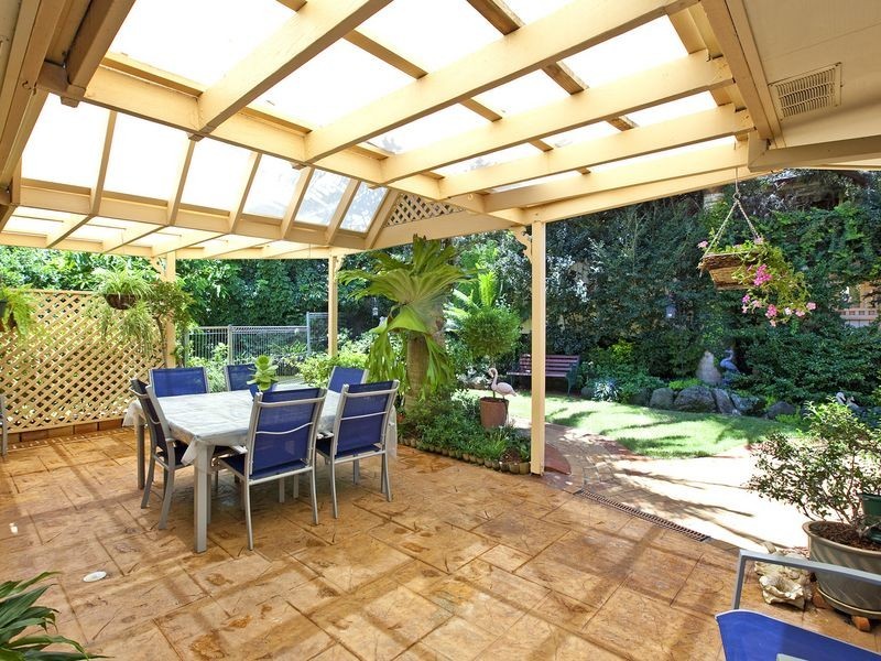 82 Pitt Street, Redland Bay QLD 4165