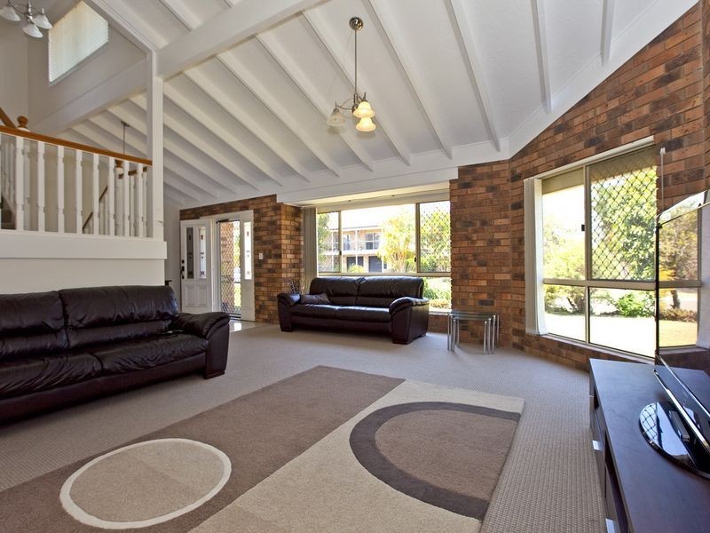 2 Bayswater Drive, Victoria Point QLD 4165