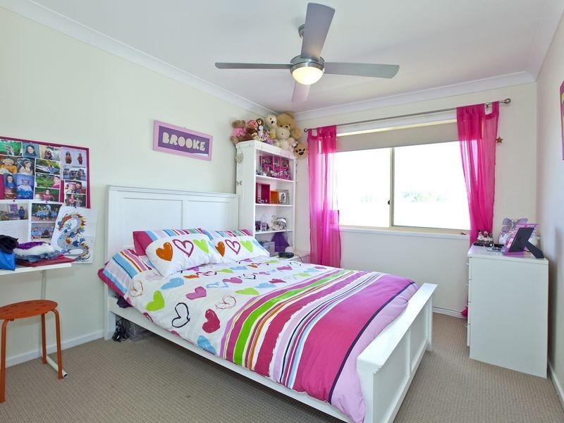 2 Bayswater Drive, Victoria Point QLD 4165