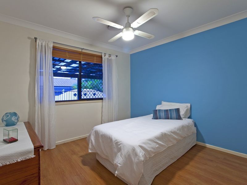 7 Penzance Drive, Redland Bay QLD 4165
