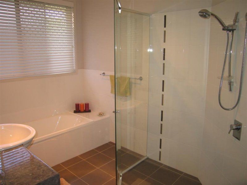 11 Portland Parade, Redland Bay QLD 4165