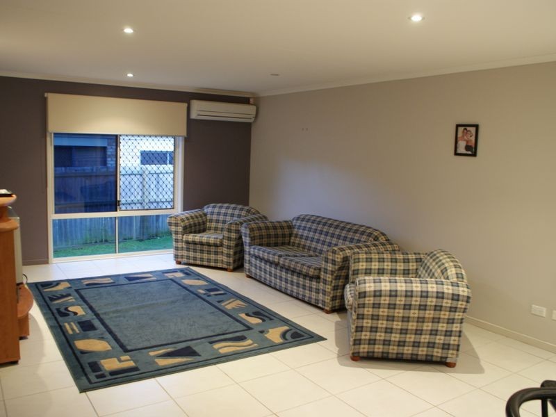 11 Portland Parade, Redland Bay QLD 4165