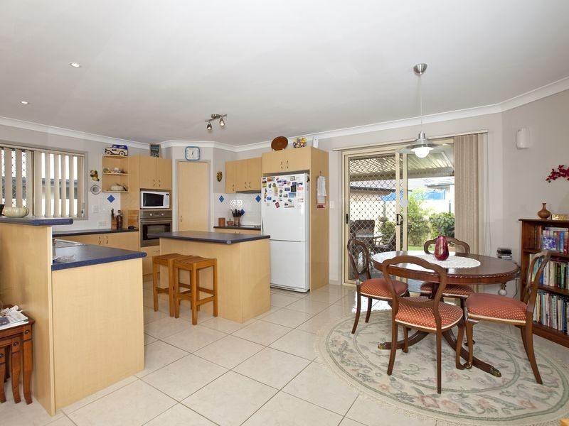 7 McConechy Drive, Victoria Point QLD 4165