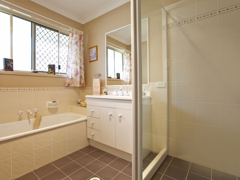 7 McConechy Drive, Victoria Point QLD 4165