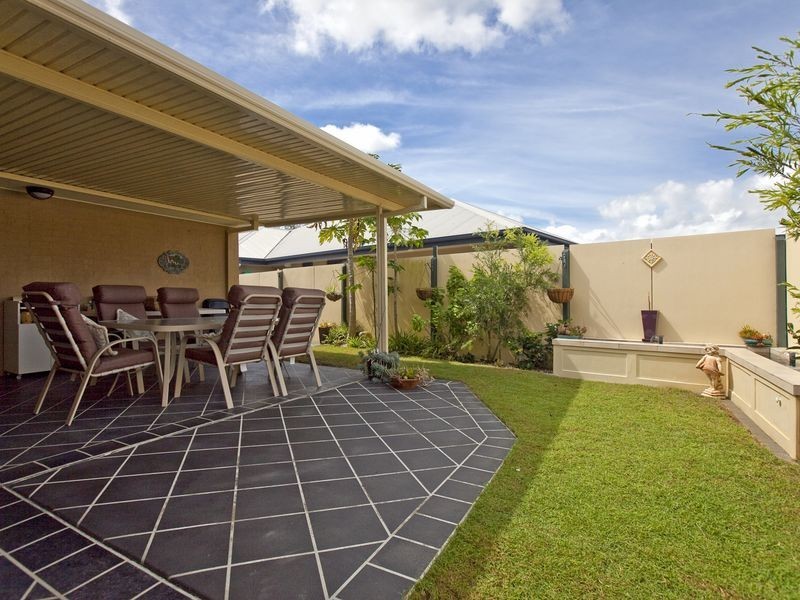 7 McConechy Drive, Victoria Point QLD 4165