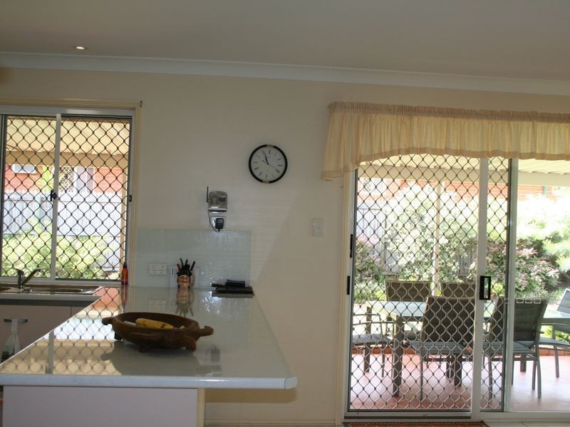 8 Cove Court, Victoria Point QLD 4165