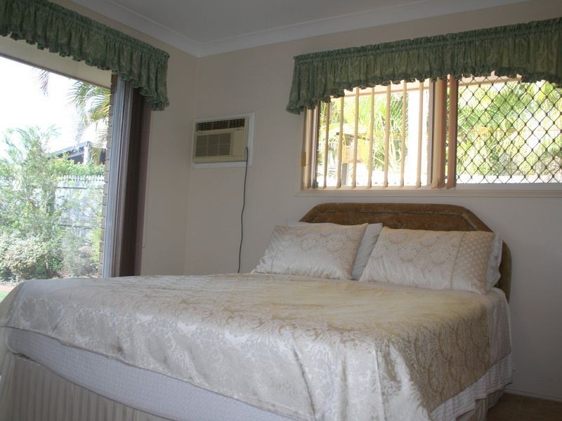 8 Cove Court, Victoria Point QLD 4165