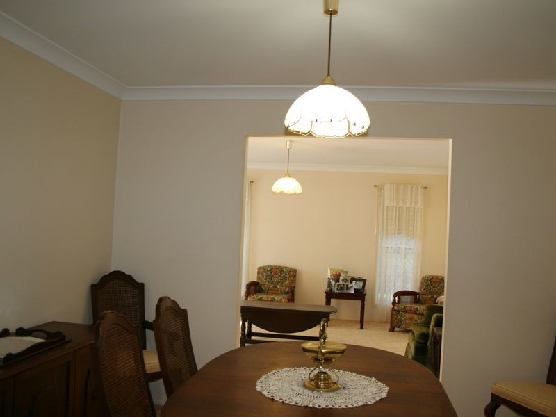 8 Cove Court, Victoria Point QLD 4165