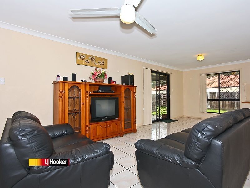 9 Marjorie Buckler Avenue, Redland Bay QLD 4165