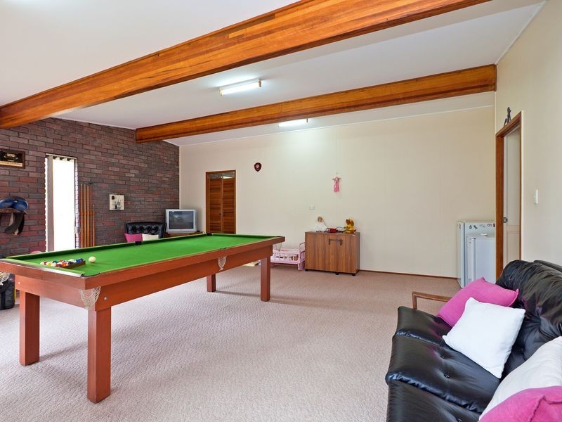 204 Avalon Road, Sheldon QLD 4157