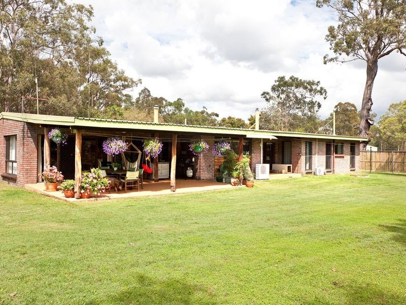 204 Avalon Road, Sheldon QLD 4157