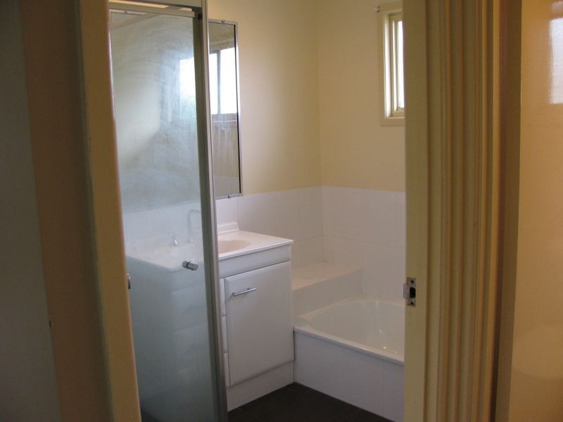 24 Canterbury Street, Alexandra Hills QLD 4161