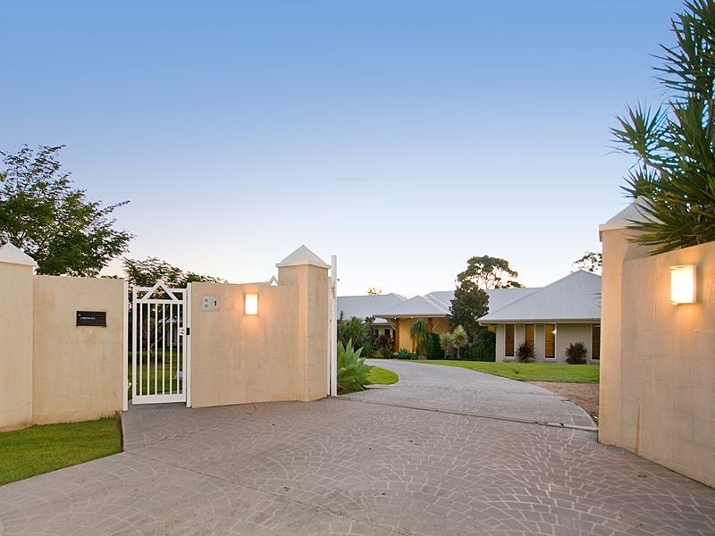11 Thornton Drive, Thornlands QLD 4164