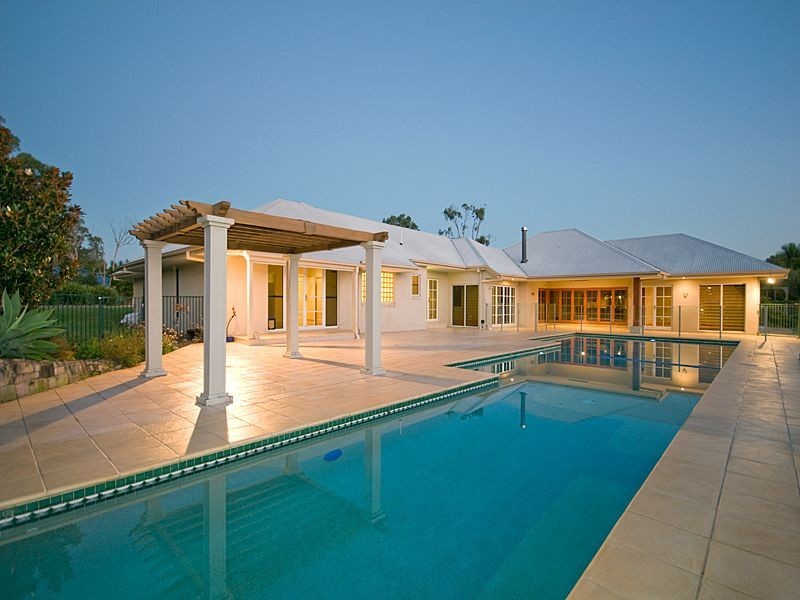 11 Thornton Drive, Thornlands QLD 4164