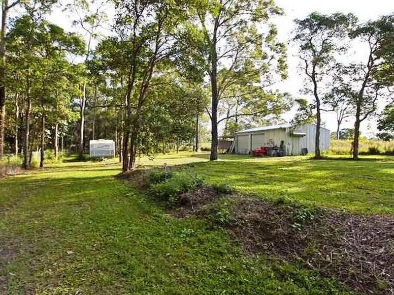 9 Double Jump Road, Redland Bay QLD 4165