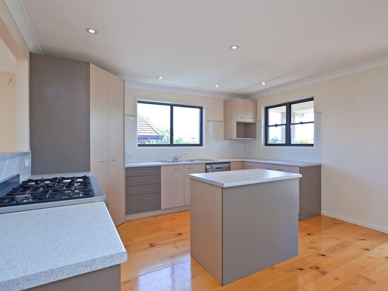 8 Macadamia Street, Victoria Point QLD 4165