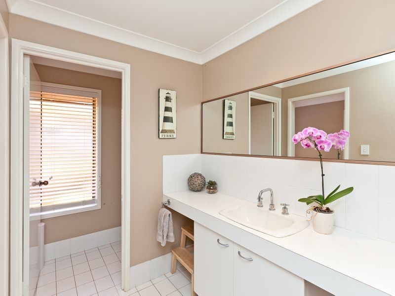 10 Finuge Court, Victoria Point QLD 4165