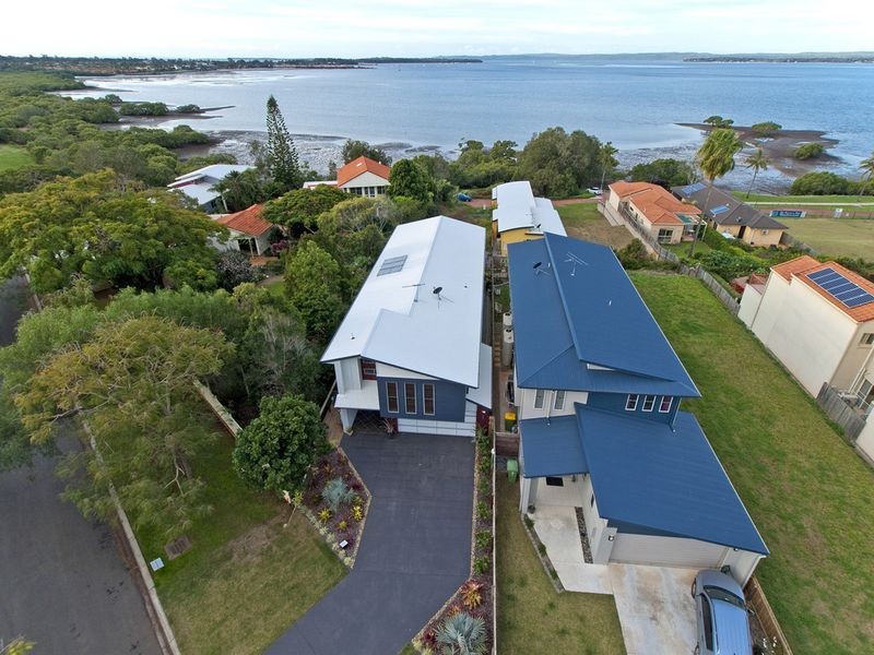 18 Broadwater Terrace, Redland Bay QLD 4165