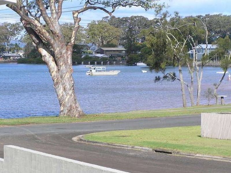 2 Barron Street, Victoria Point QLD 4165