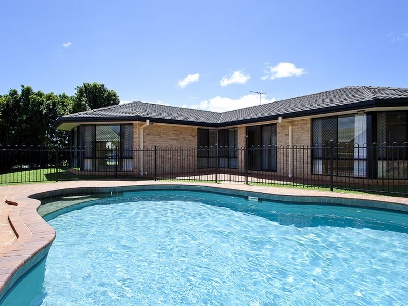 24 Kintyre Street, Victoria Point QLD 4165