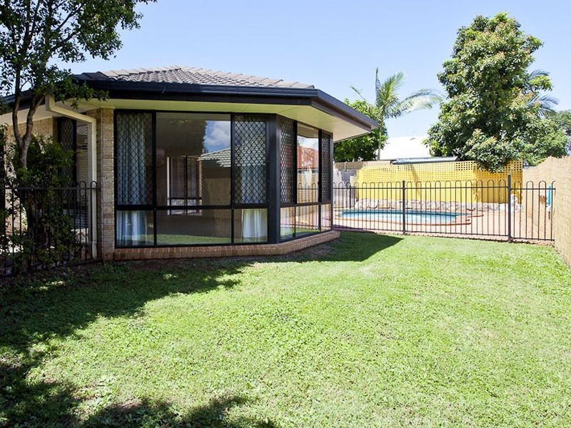24 Kintyre Street, Victoria Point QLD 4165