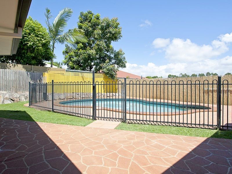 24 Kintyre Street, Victoria Point QLD 4165