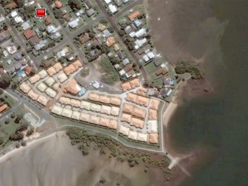 12 Moore Street, Victoria Point QLD 4165