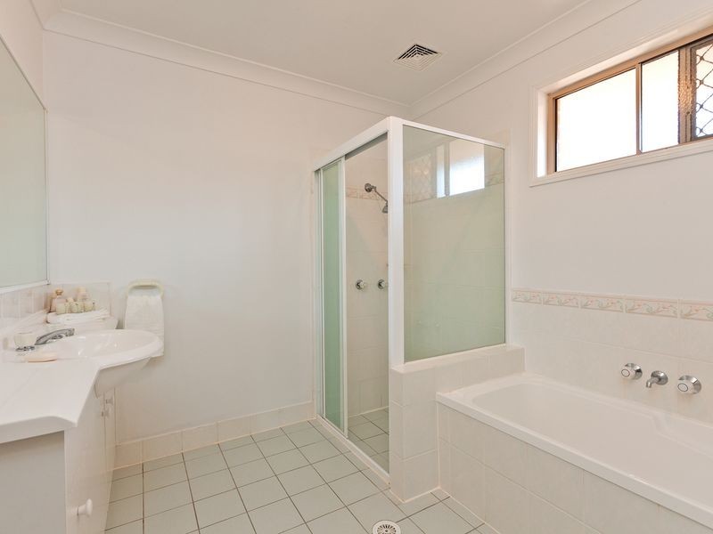 18 Shiraz Street, Thornlands QLD 4164