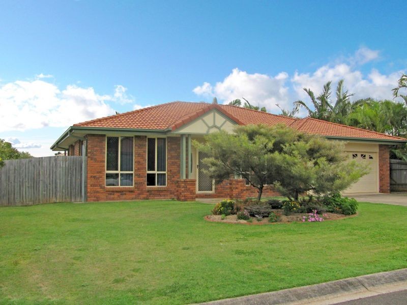 2 Applecross Close, Victoria Point QLD 4165