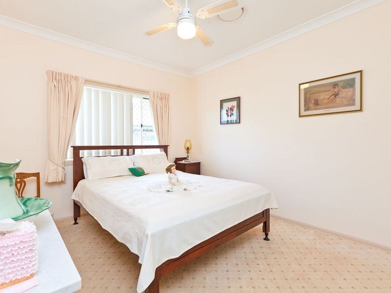 29 Robin Parade, Victoria Point QLD 4165