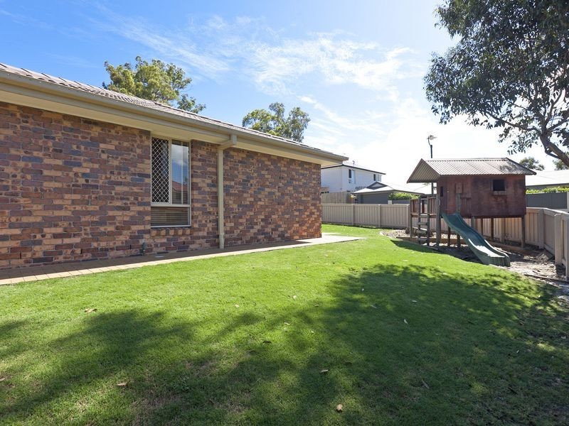 53 Senden Crescent, Manly West QLD 4179