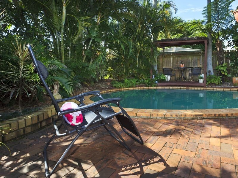 33 Trafalgar Drive, Victoria Point QLD 4165
