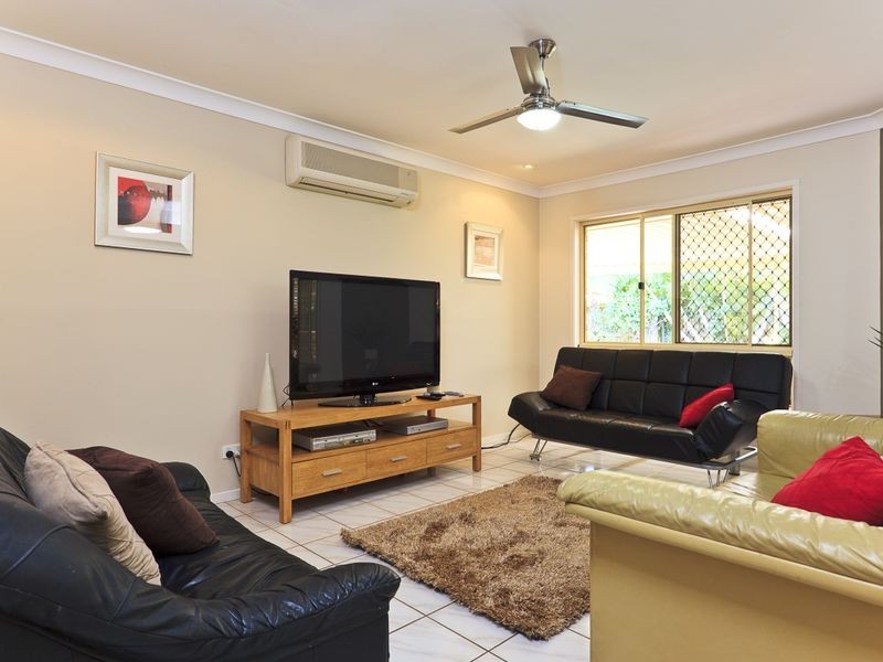33 Trafalgar Drive, Victoria Point QLD 4165