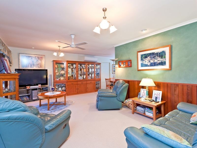 8 Riverton Drive, Wellington Point QLD 4160