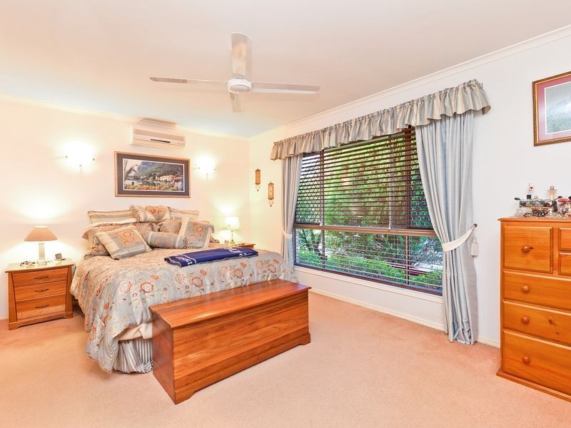 8 Riverton Drive, Wellington Point QLD 4160