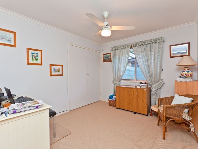 8 Riverton Drive, Wellington Point QLD 4160