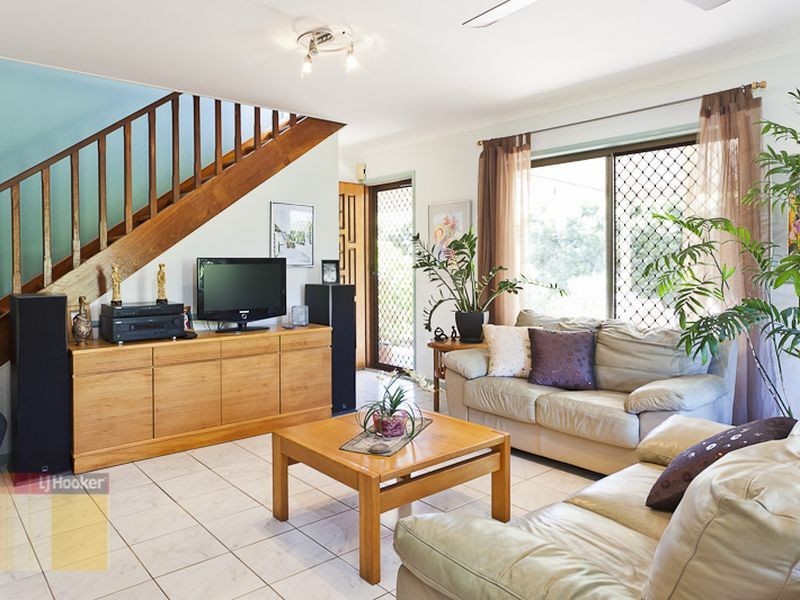 7 Rusbrook Street, Redland Bay QLD 4165