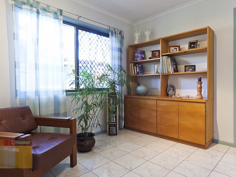 7 Rusbrook Street, Redland Bay QLD 4165